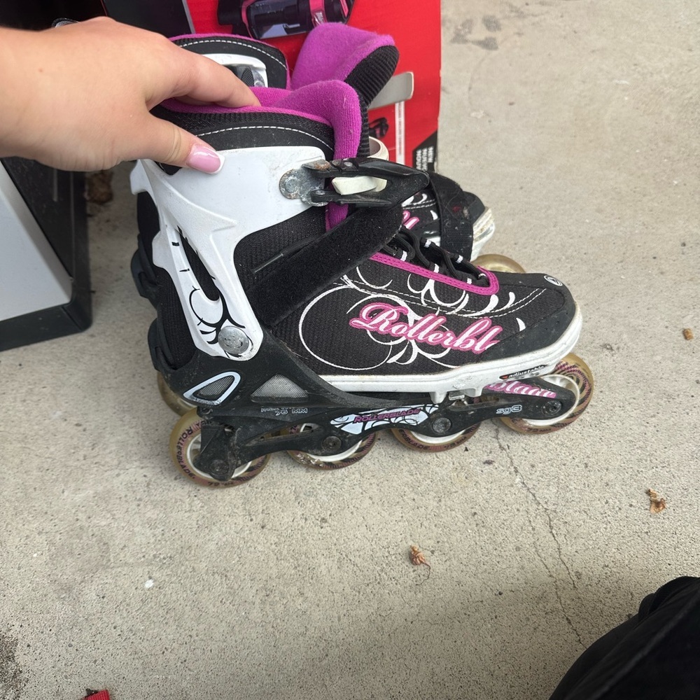 Rollerblade Women's Black and Pink Inline Skates